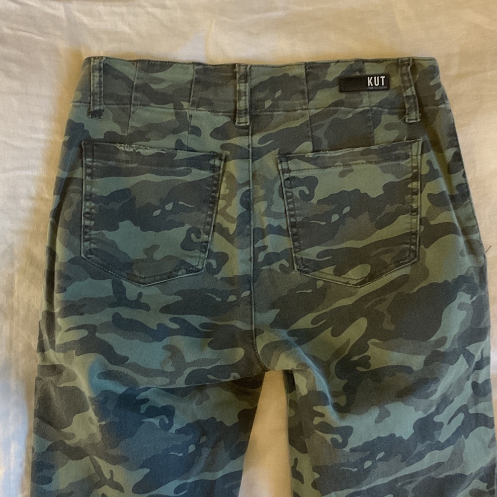 Kut from the Kloth Green Camo Pants - Picture 5 of 8